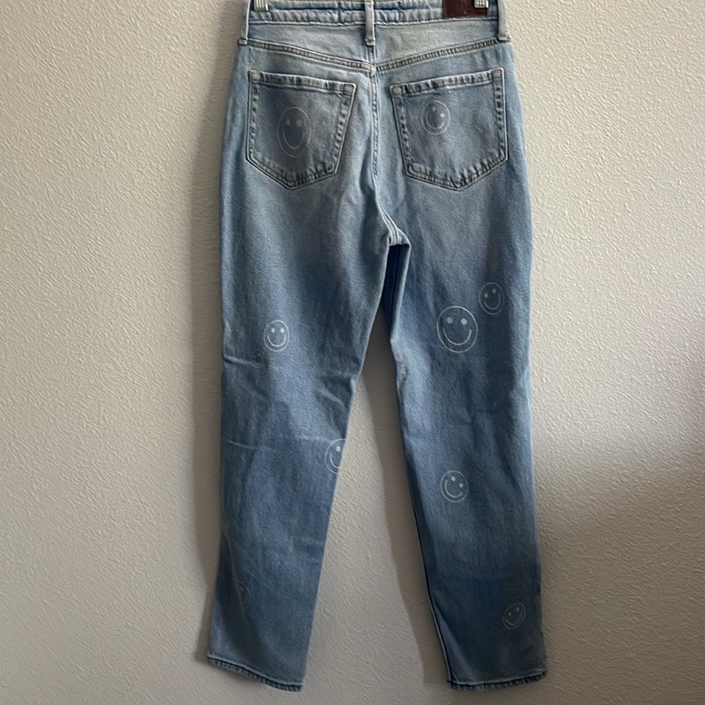 Hollister Ultra High Rise Mom Jeans Size 3R - Picture 2 of 9
